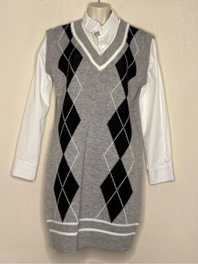 Derek Heart Gray & Black Argyle Long Sleeve Sweater Dress